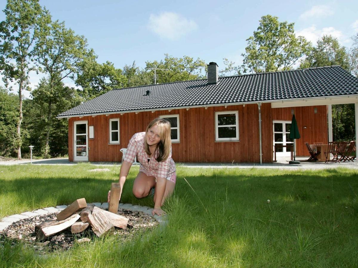 6 Person Holiday Home In Hadsund Odde Oda fotoğraf